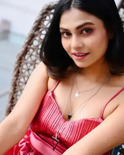 Call Girls Service in Chandrakona